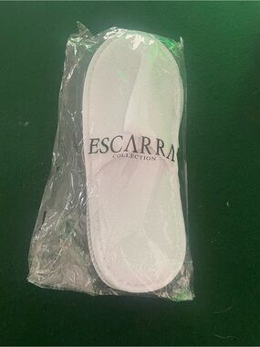 ESCARRA Collection White Disposable Spa Slippers